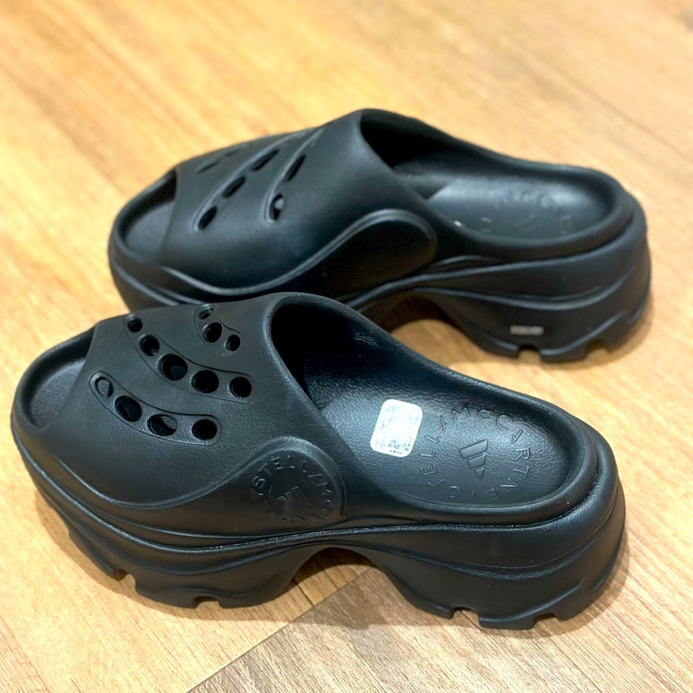 NEW Stella McCartney Adidas Clogs size 6